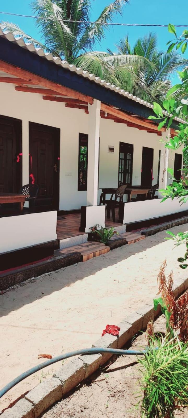 Nilaveli Beach Rooms Kültér fotó