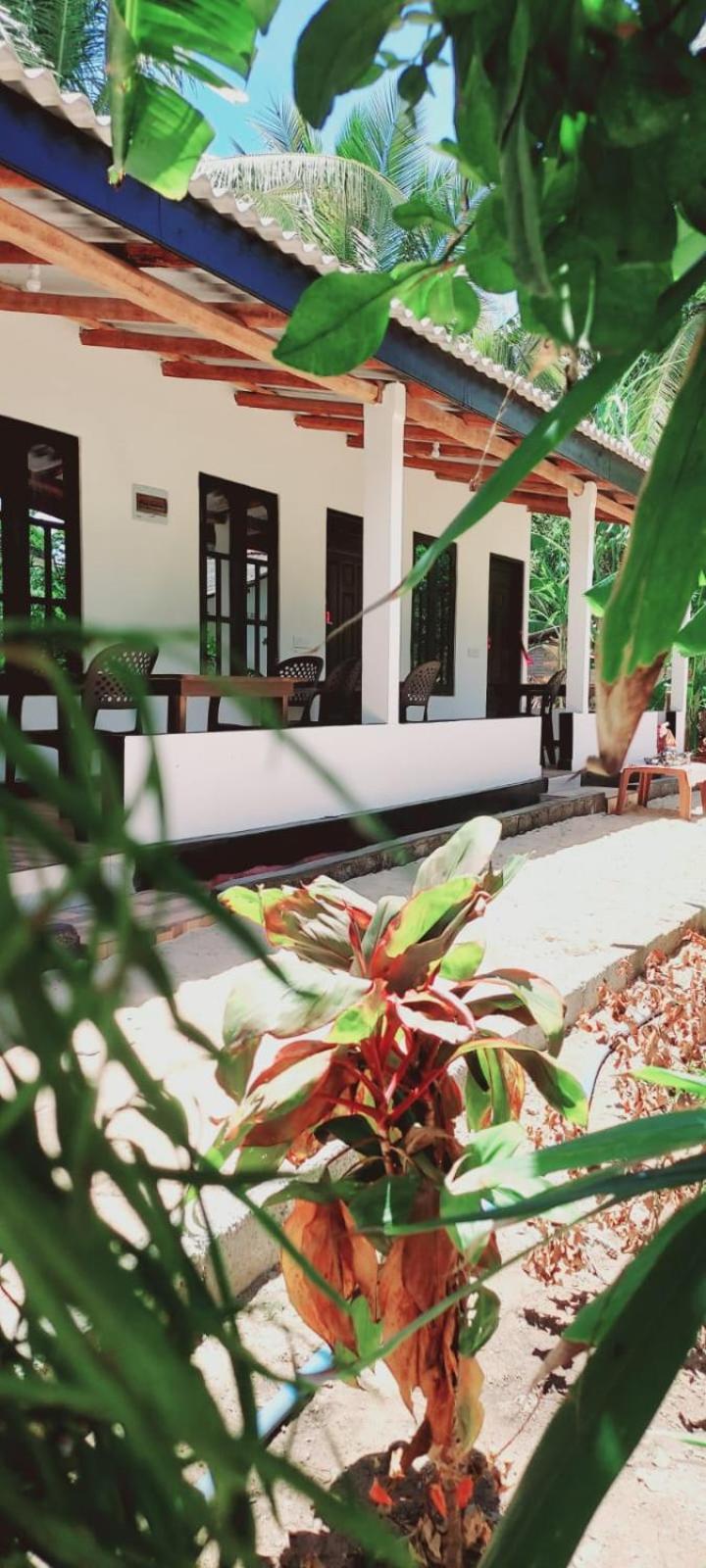 Nilaveli Beach Rooms Kültér fotó