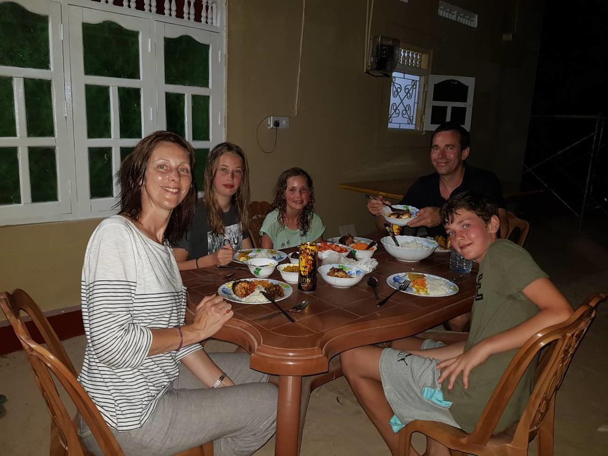 Nilaveli Beach Rooms Kültér fotó